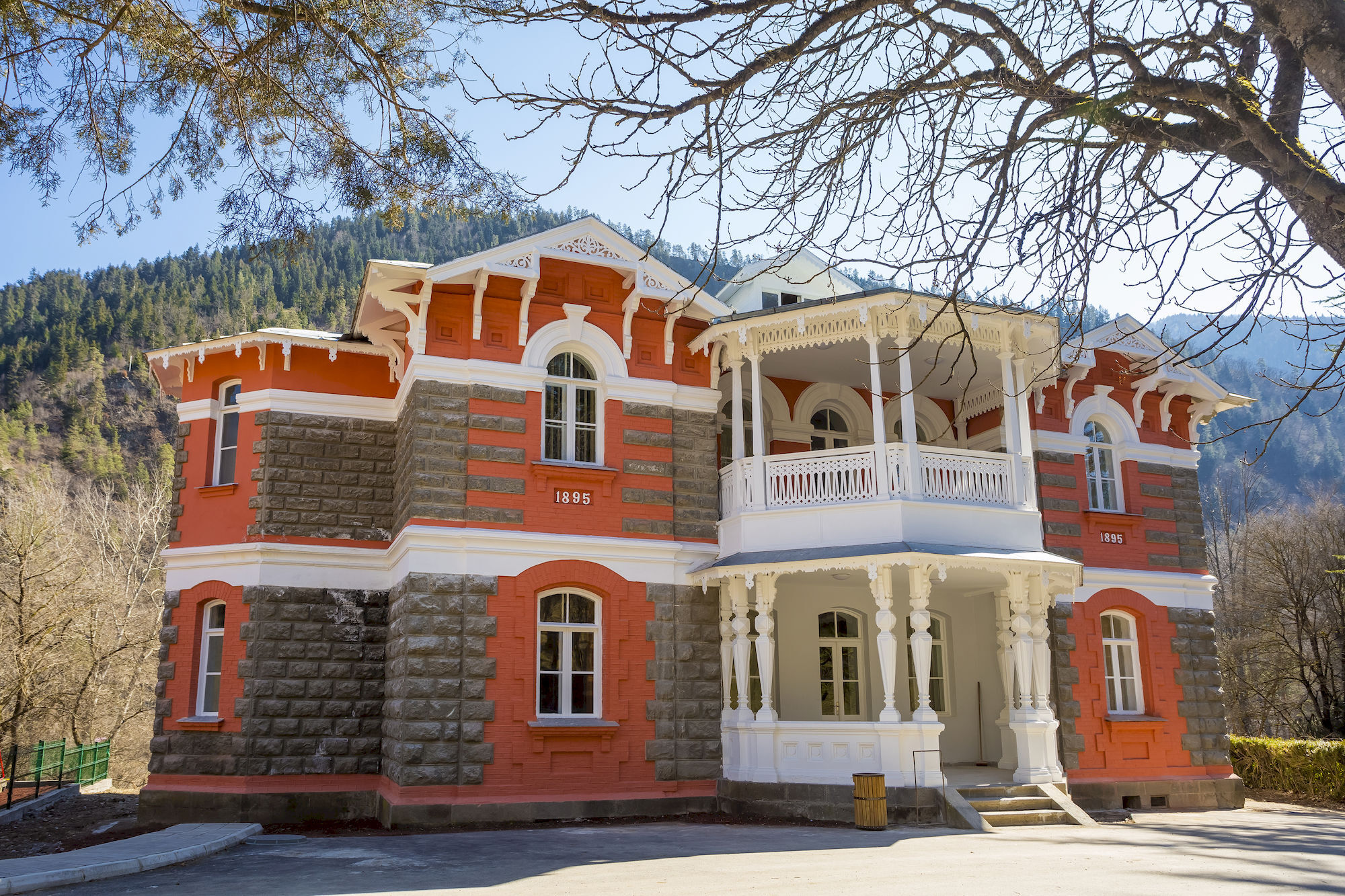 Borjomi Likani Hotel, Borjomi Luaran gambar